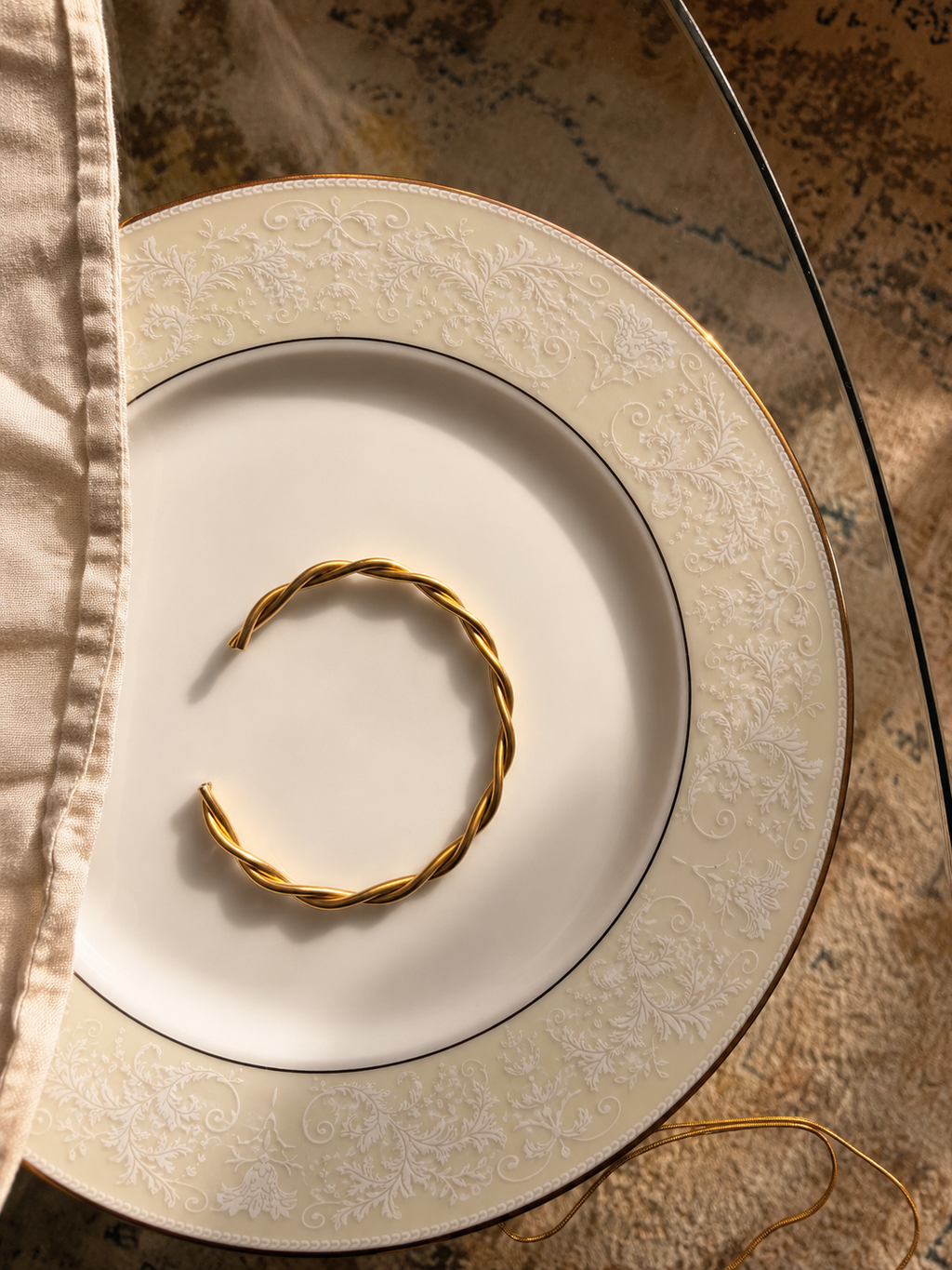 Twistelle Cuff bracelet